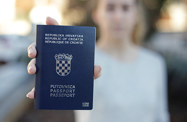 Croatian citizenship by descent passport
